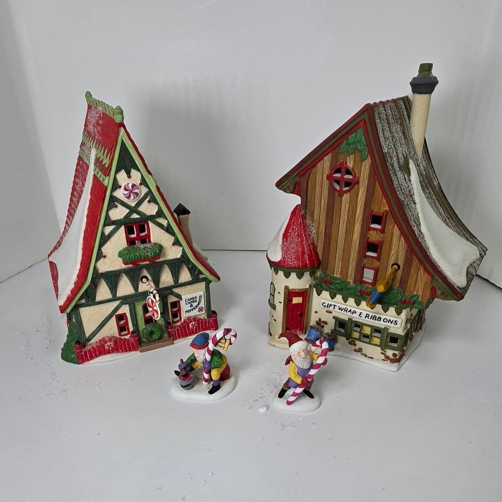 Dept 56 North Pole Series Start A Tradition Set Christmas Village 1996 READ